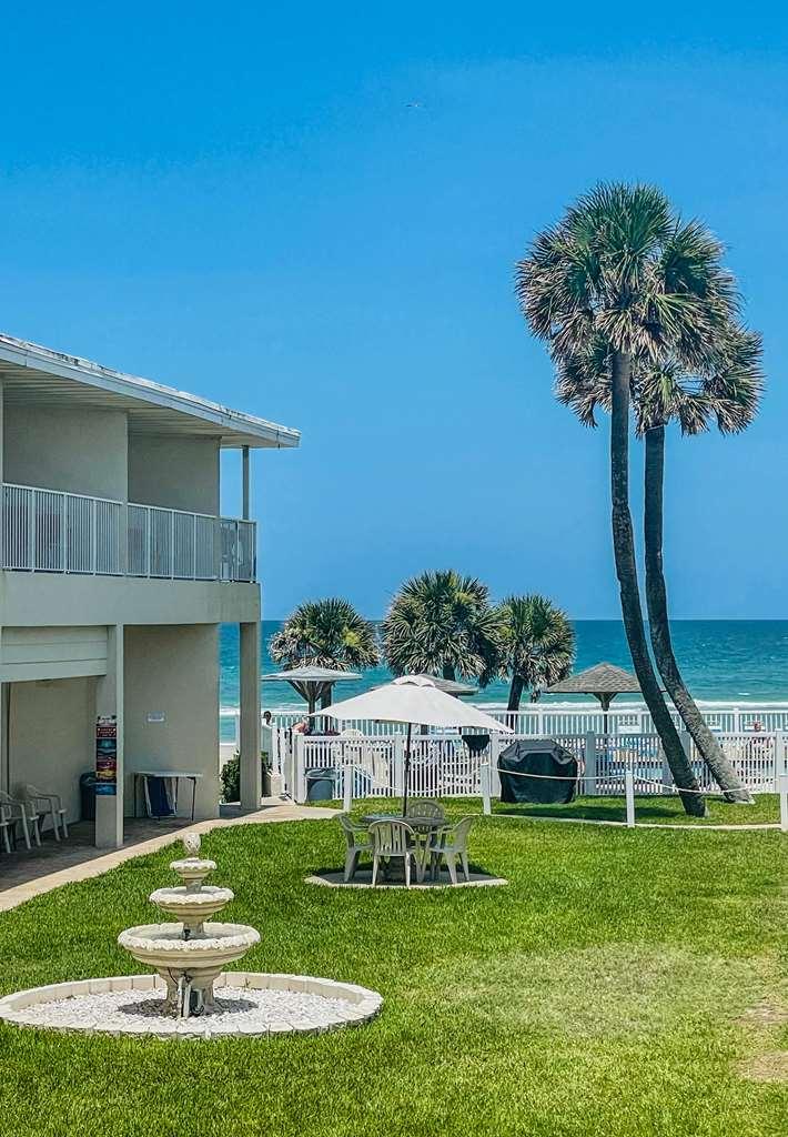 Ocean Court Beachfront 2* Daytona Beach