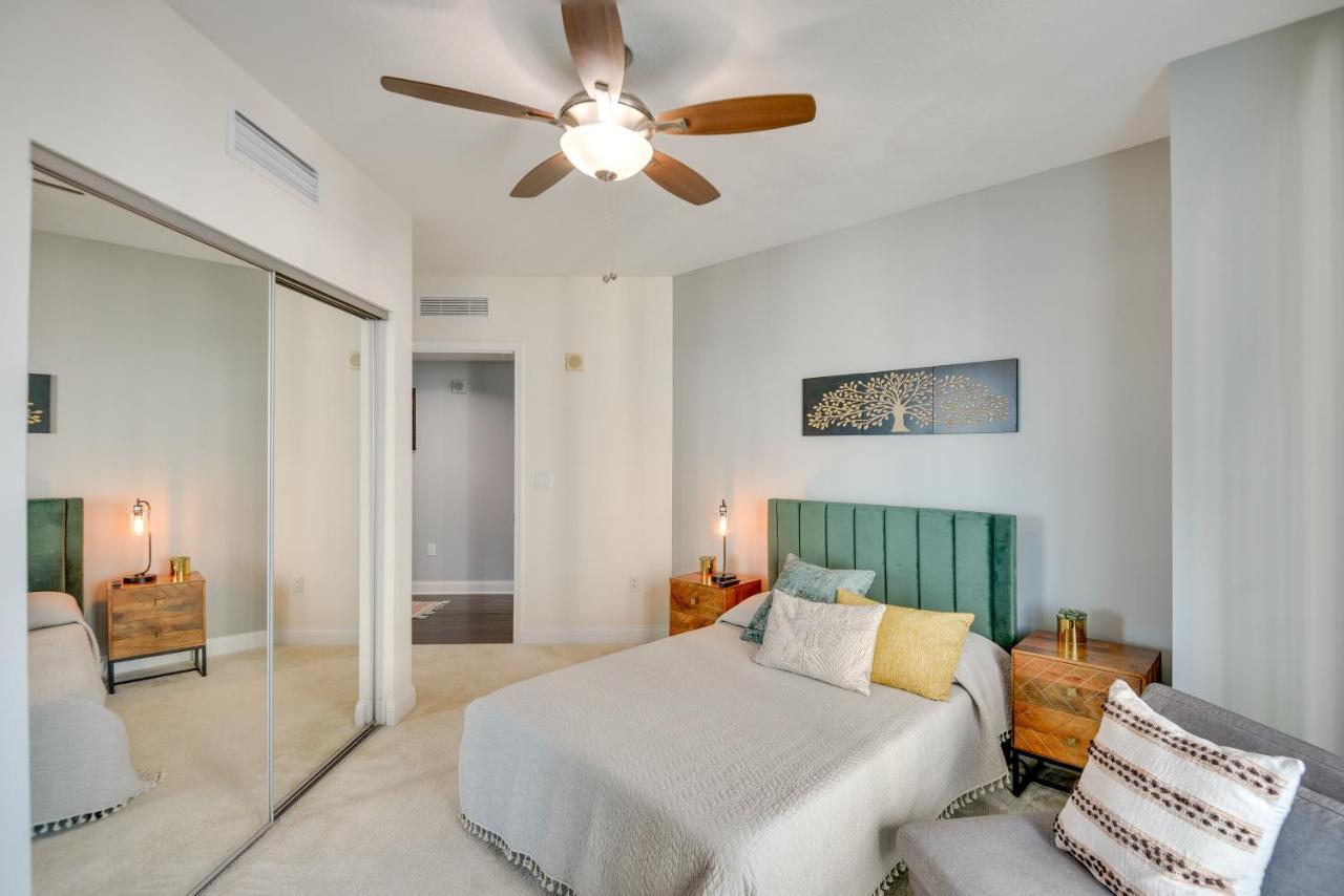 Luxe - 2 Mi To Daytona Beach! Apartment *