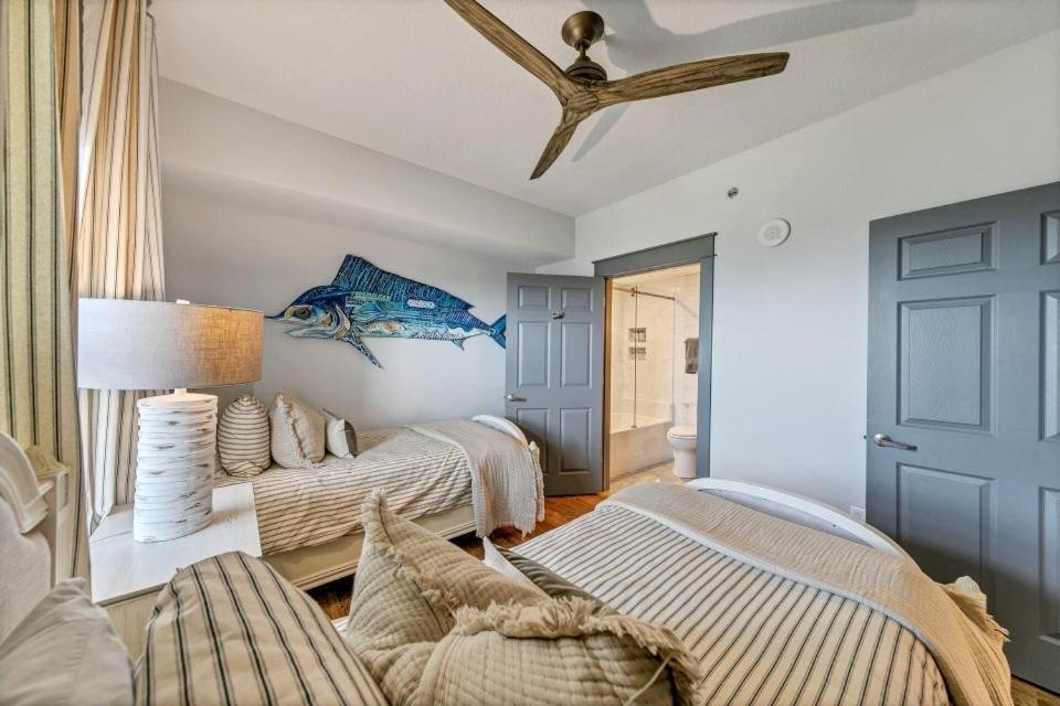 Holiday home Ariel Dunes 2103 Salty Bull Fabulous Updated Condo!