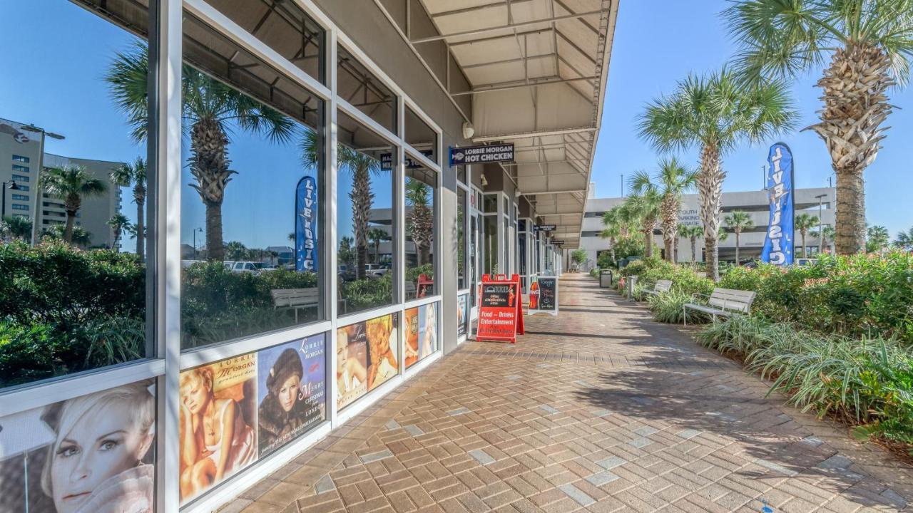 Laketown Wharf #1807 By Nautical