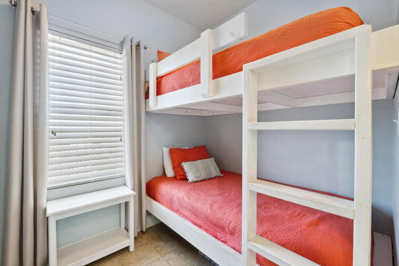 Holiday home Laketown Wharf #1807 By Nautical *