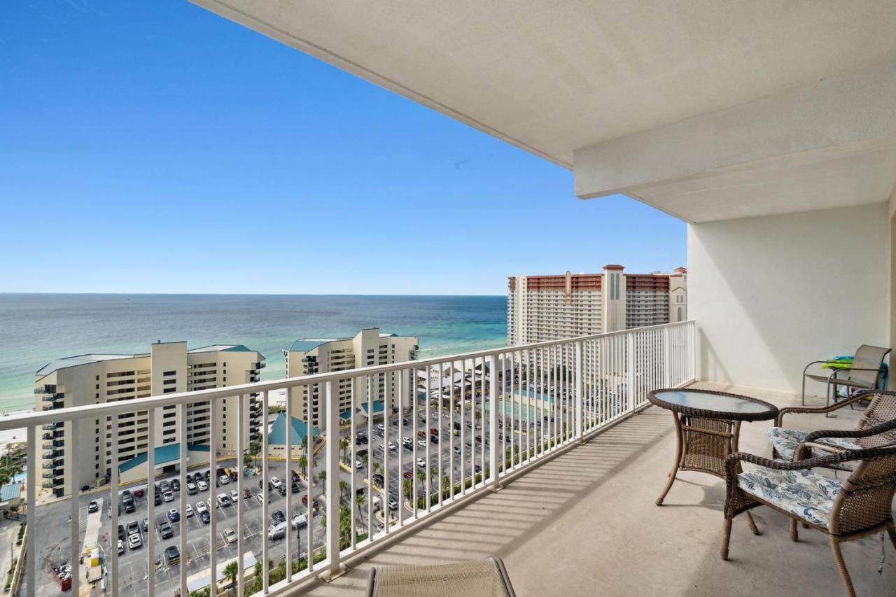 Laketown Wharf #1807 By Nautical