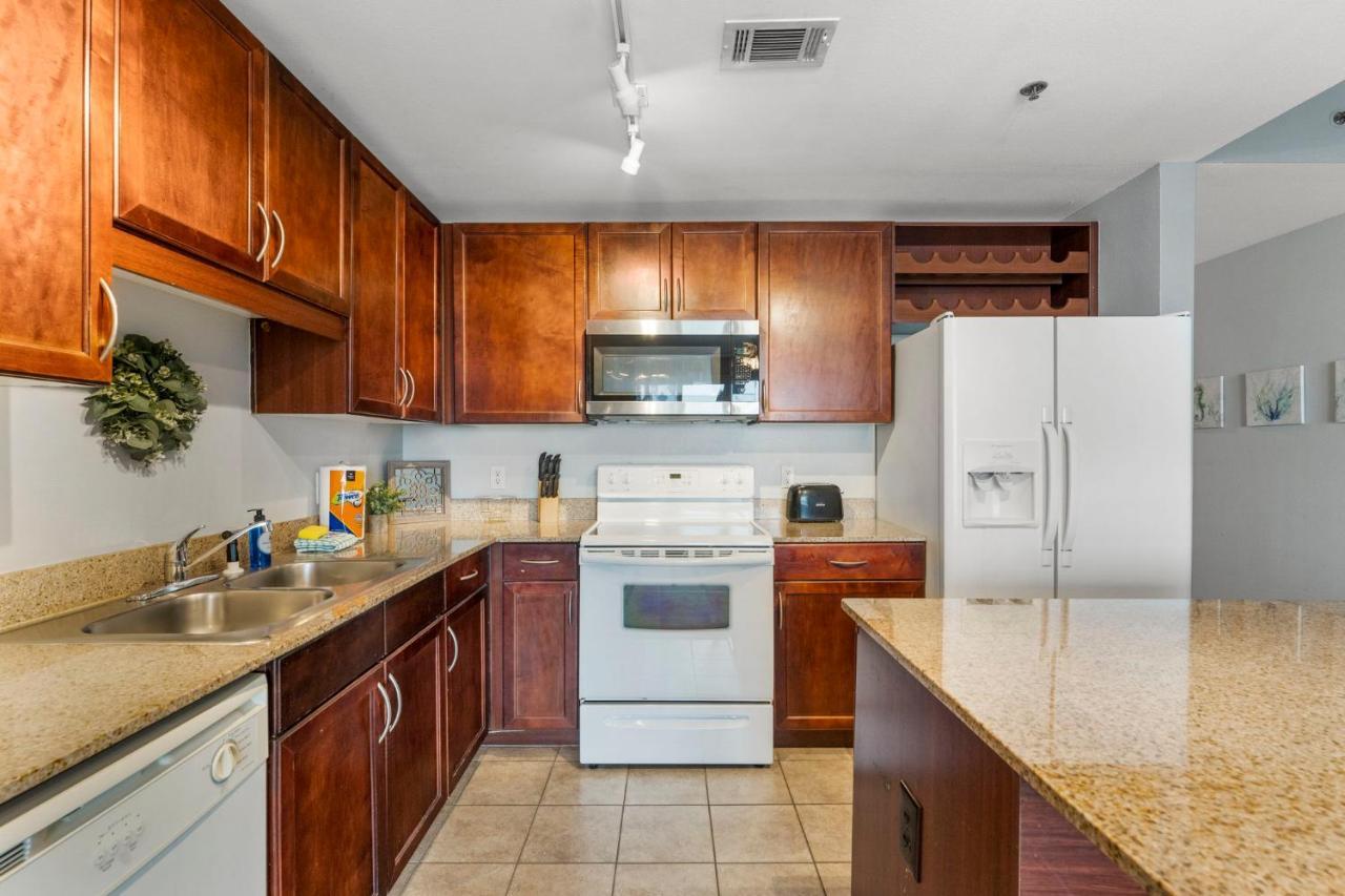 Laketown Wharf #311 By Nautical Holiday home