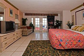 Desert And Suites Hotel