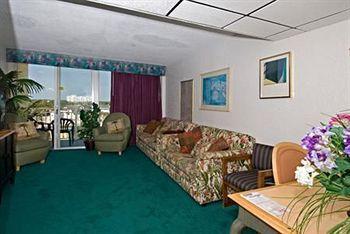Desert And Suites Daytona Beach