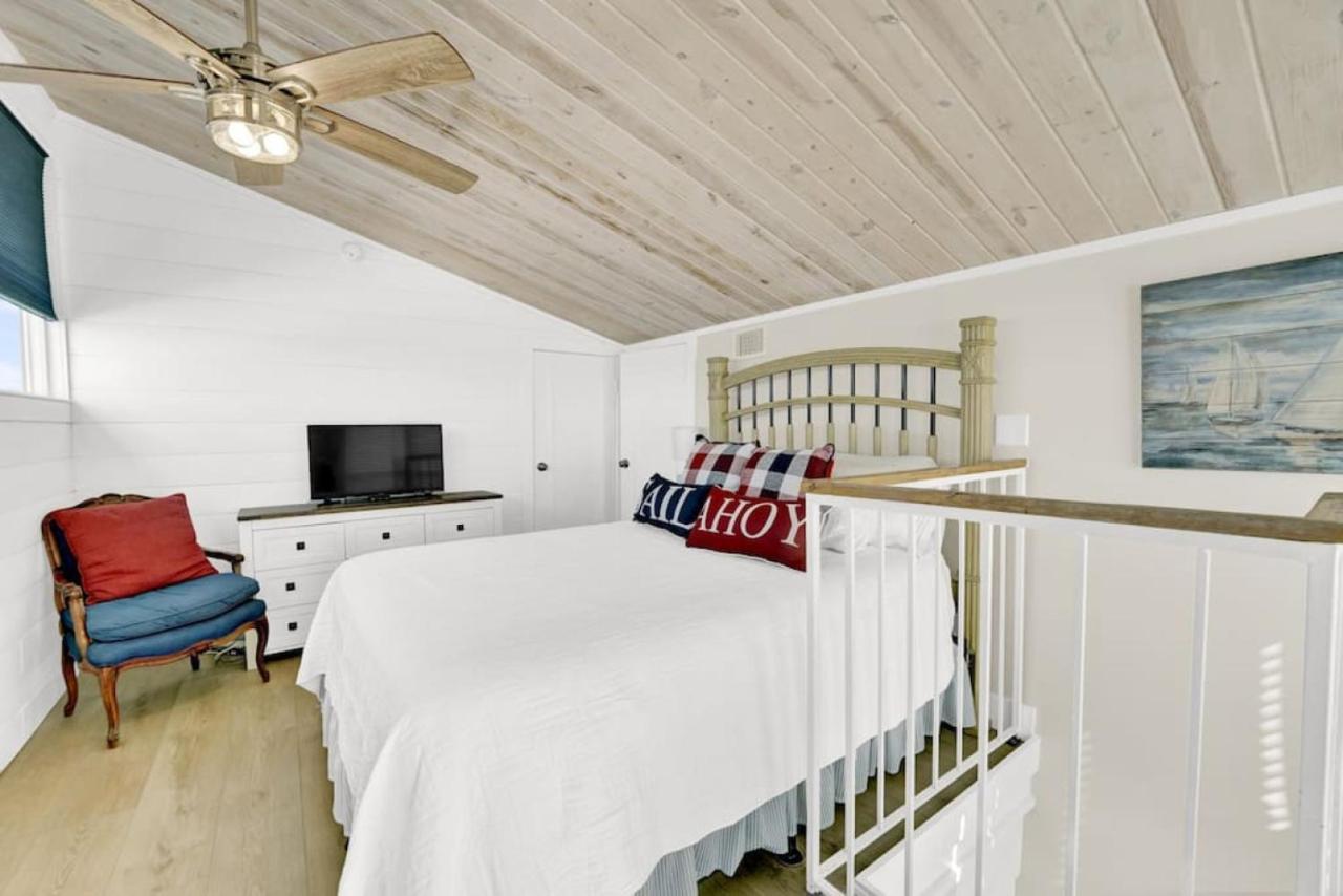 Holiday home Queens Pcb Beach-front With Regal Gulf Views *