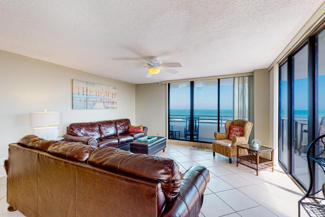 Living - Unit #504 * Daytona Beach