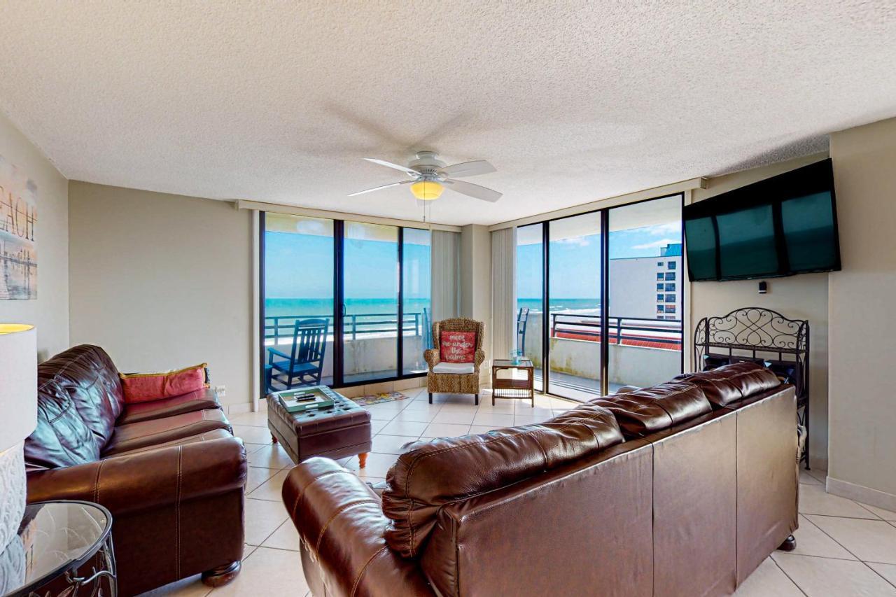 Living - Unit #504 *