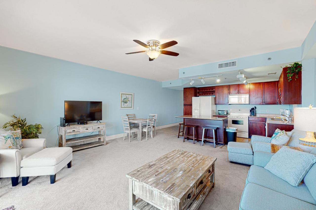 Apartment Laketown Wharf 1703 *