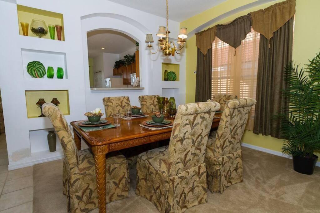 Sunny Pool In Gated Near & Golf -630 * Davenport