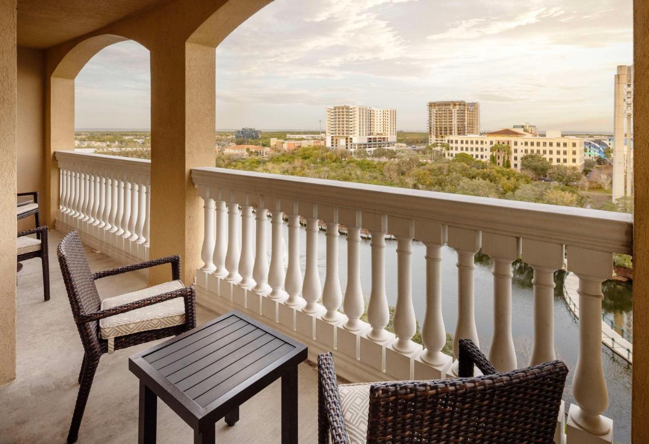 Hilton Carillon Park Hotel 4*
