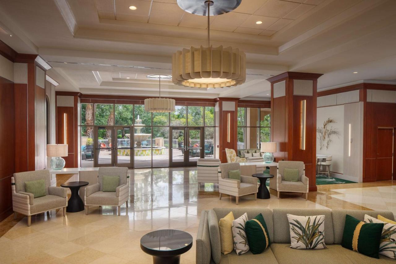 Hilton Carillon Park
