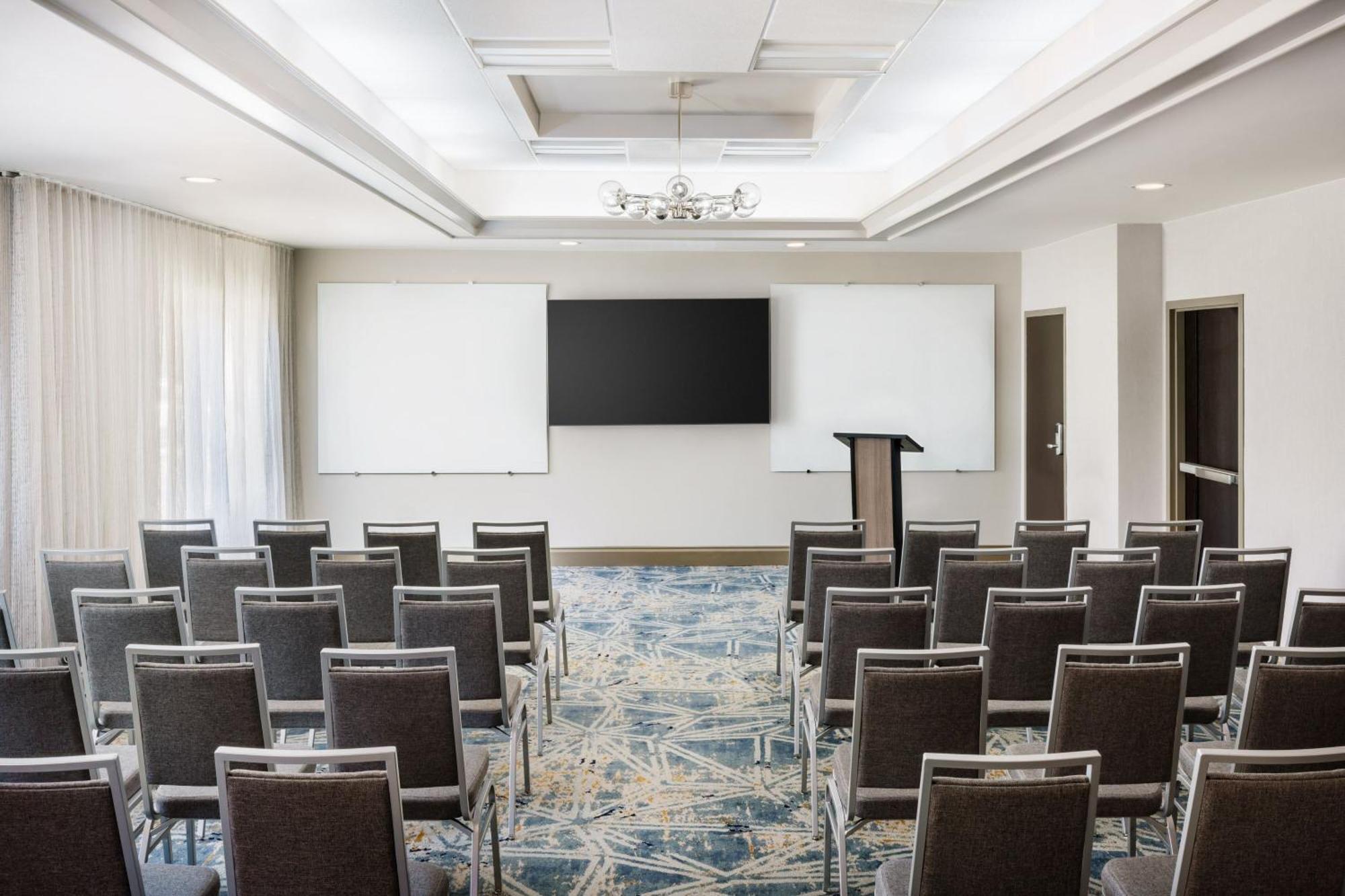 Courtyard By Marriott Downtown 3* Orlando