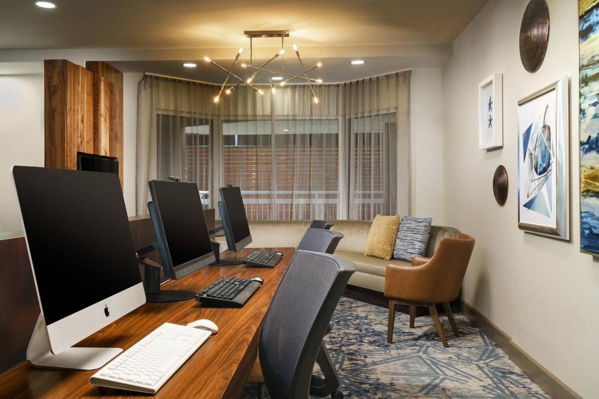 Hotel Courtyard By Marriott Downtown