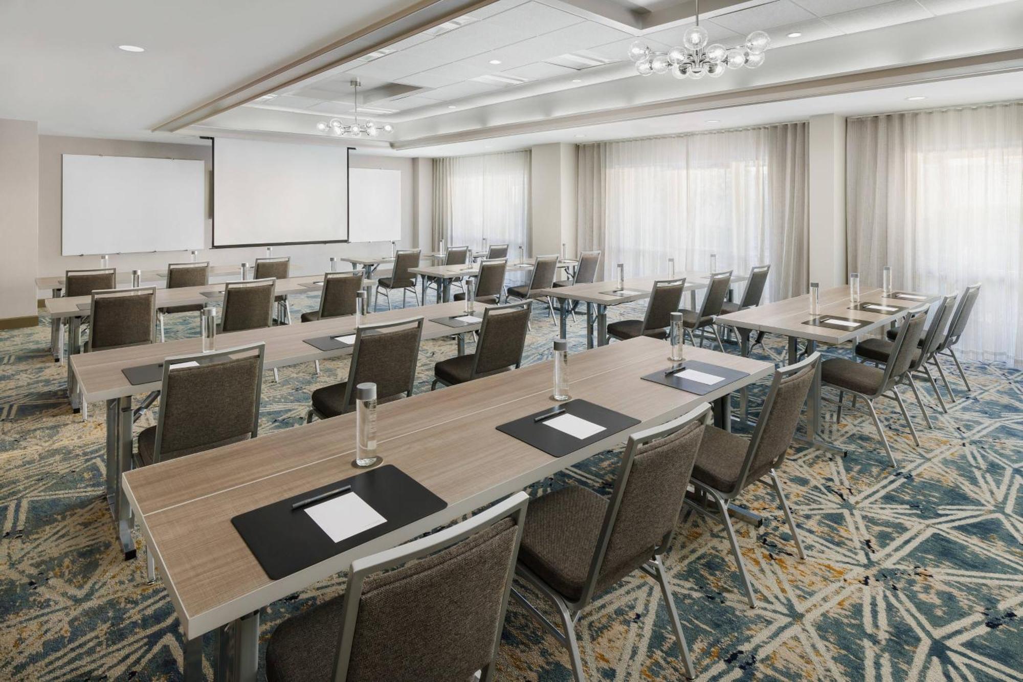 Hotel Courtyard By Marriott Downtown Orlando