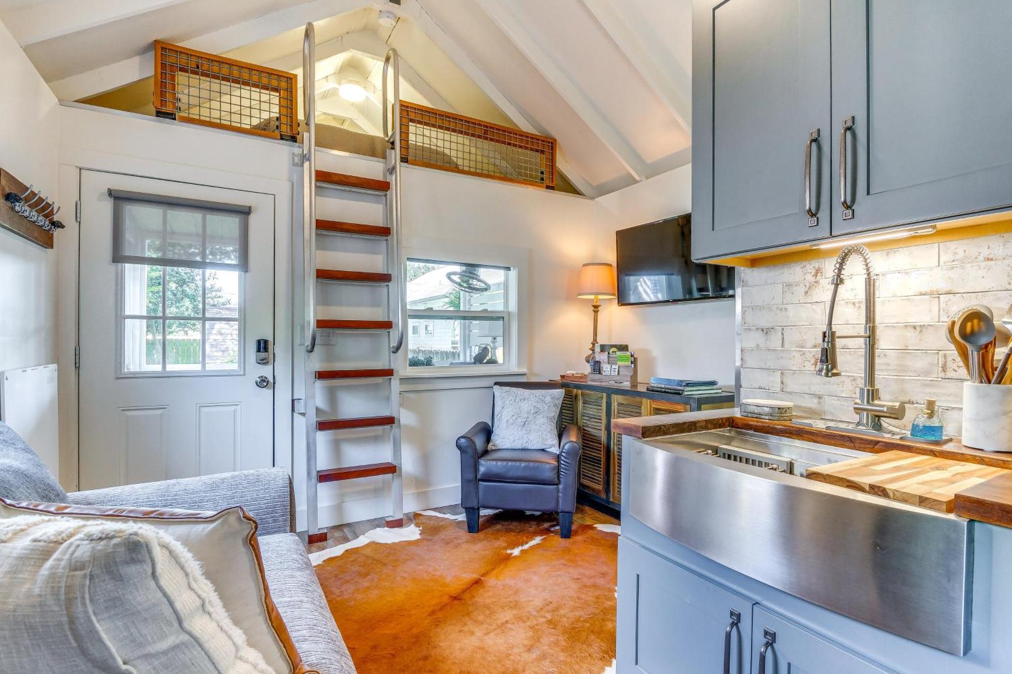Apartment Vacation Less Than 1 Mi To Bayview Park!