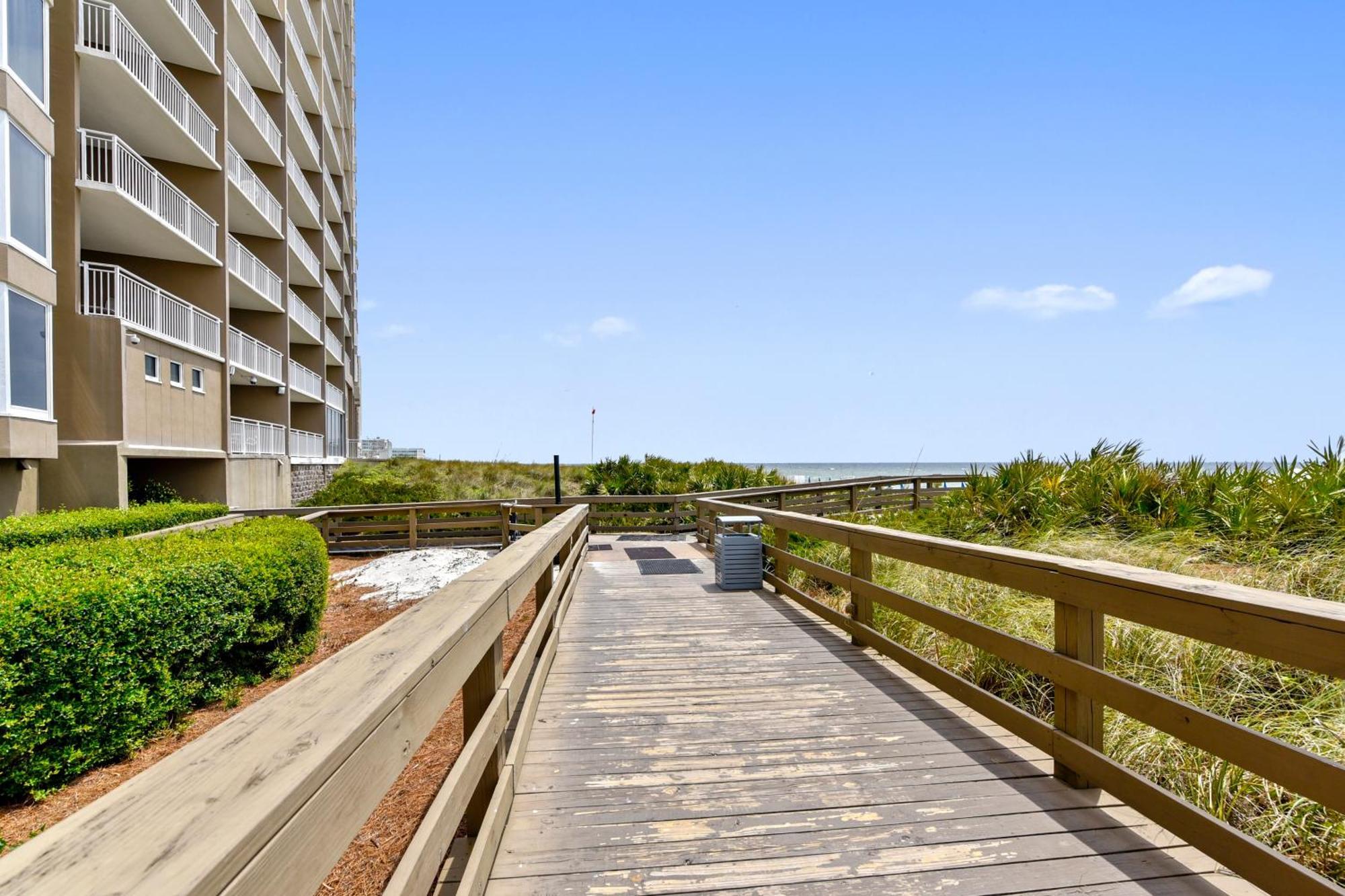 Emerald #1736 By Book That * Panama City Beach