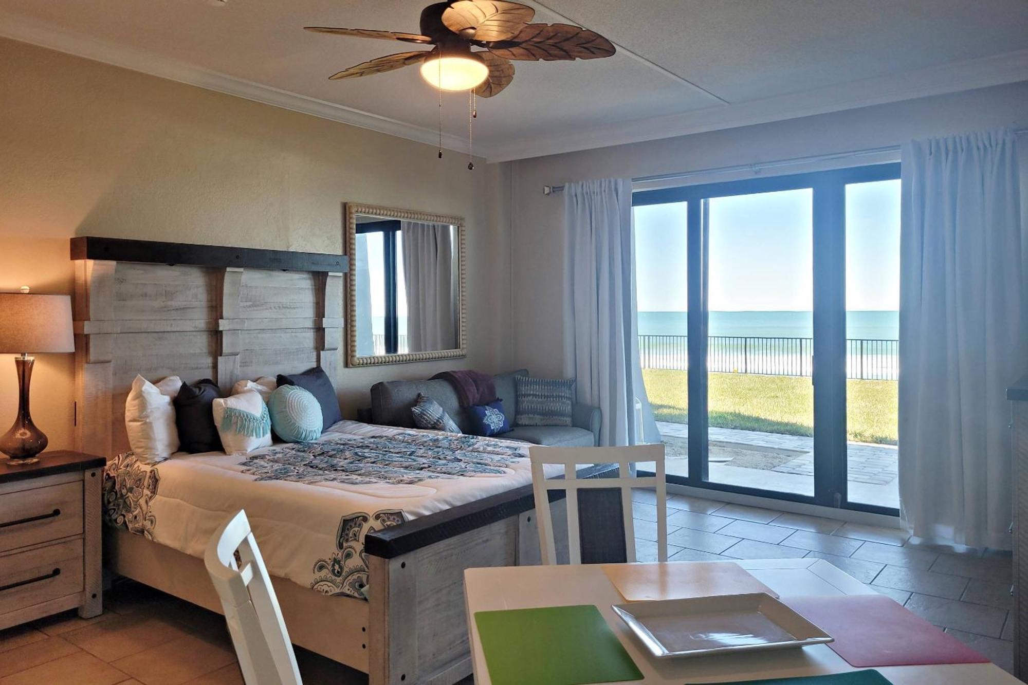 Unit #103 Holiday home Daytona Beach