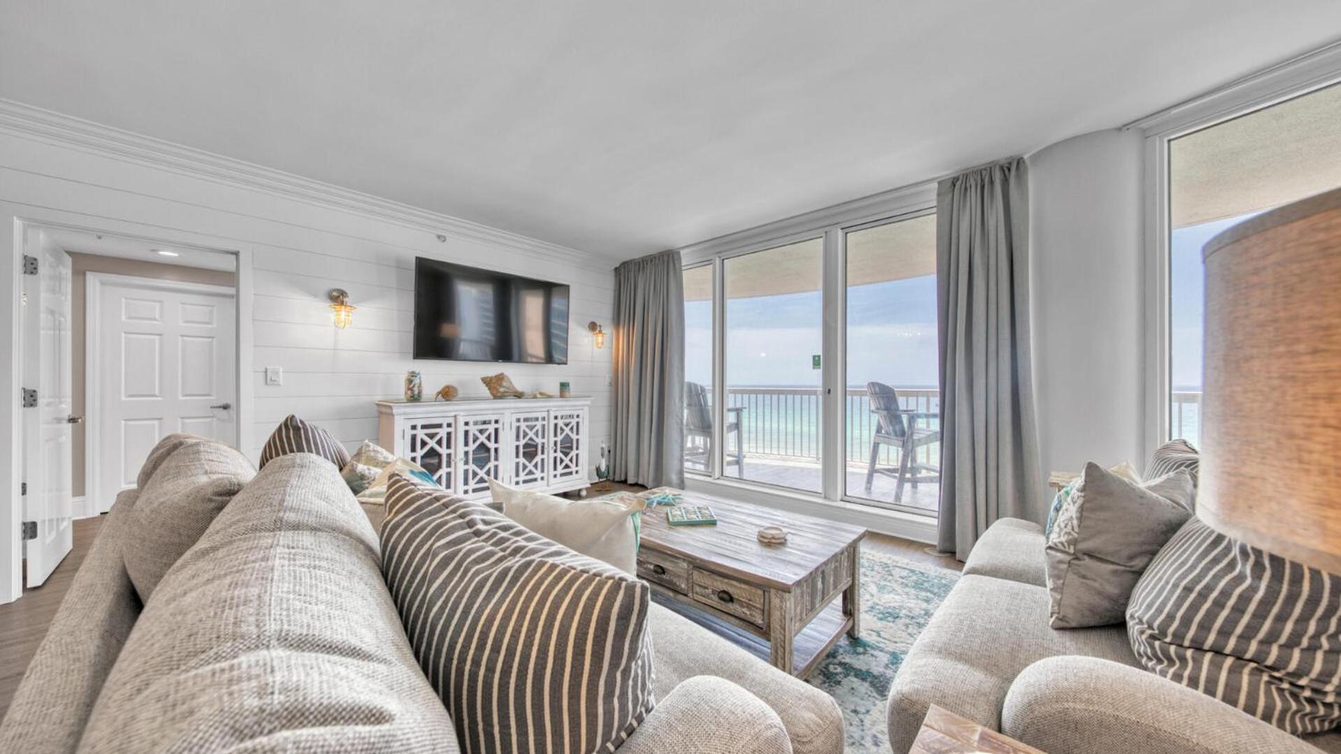St Maarten 907 A Newly Renovated Luxury Front 3 Bedroom 9th Floor Private Elevator Holiday home