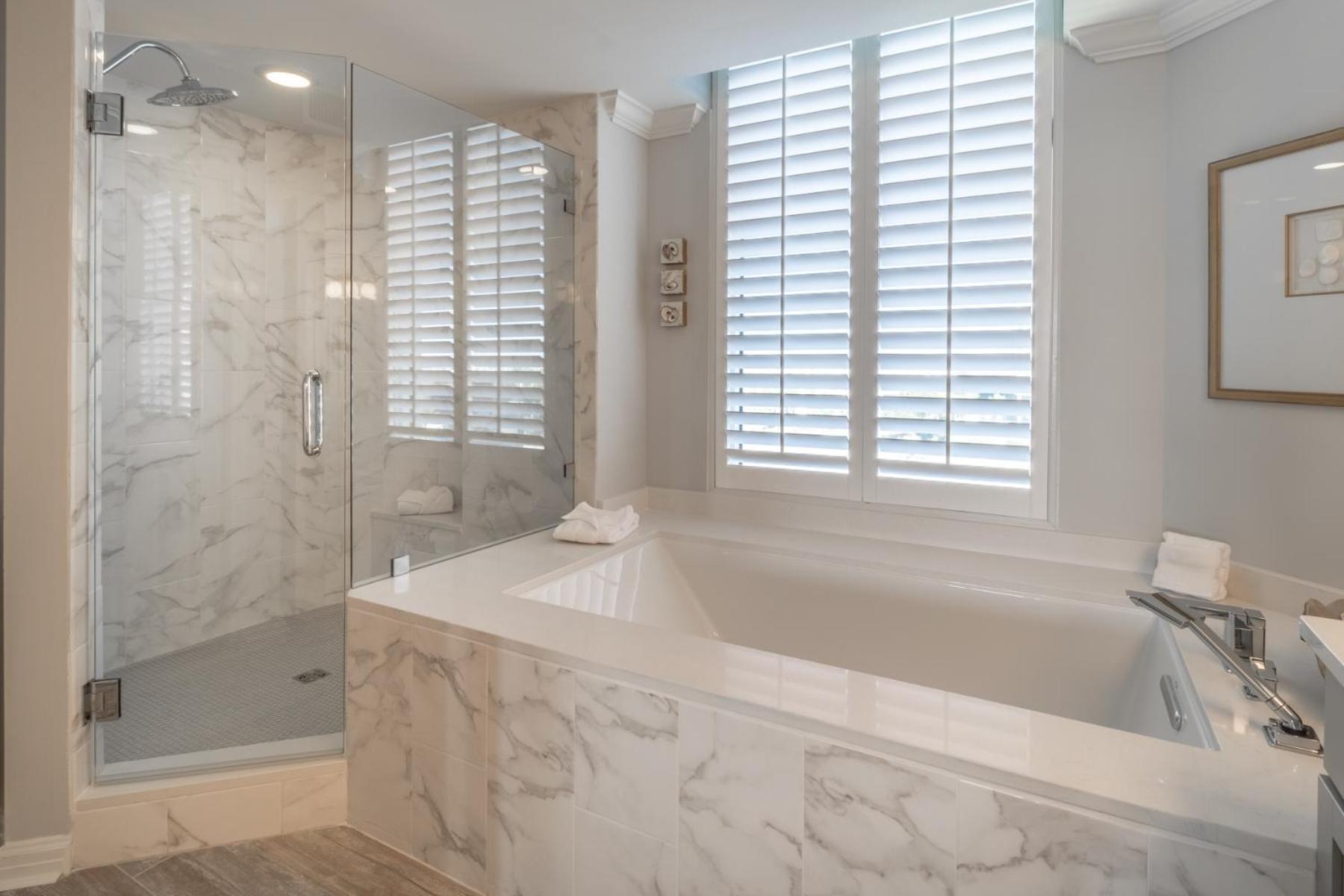 St Maarten 508 A Beautiful Luxury Front 3 Bedroom 5th Floor With Amenities