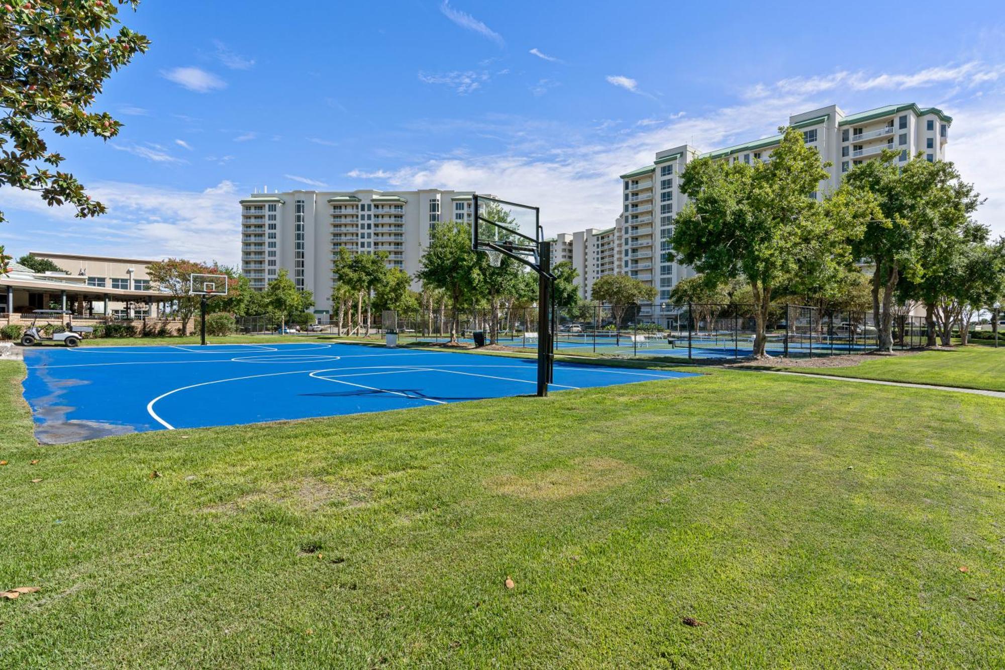 Holiday home St Maarten 508 A Beautiful Luxury Front 3 Bedroom 5th Floor With Amenities Destin