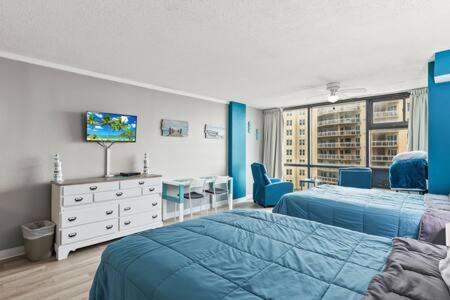Oceanside 604 - Water Views, Access Pool & Pool Bar * Daytona Beach