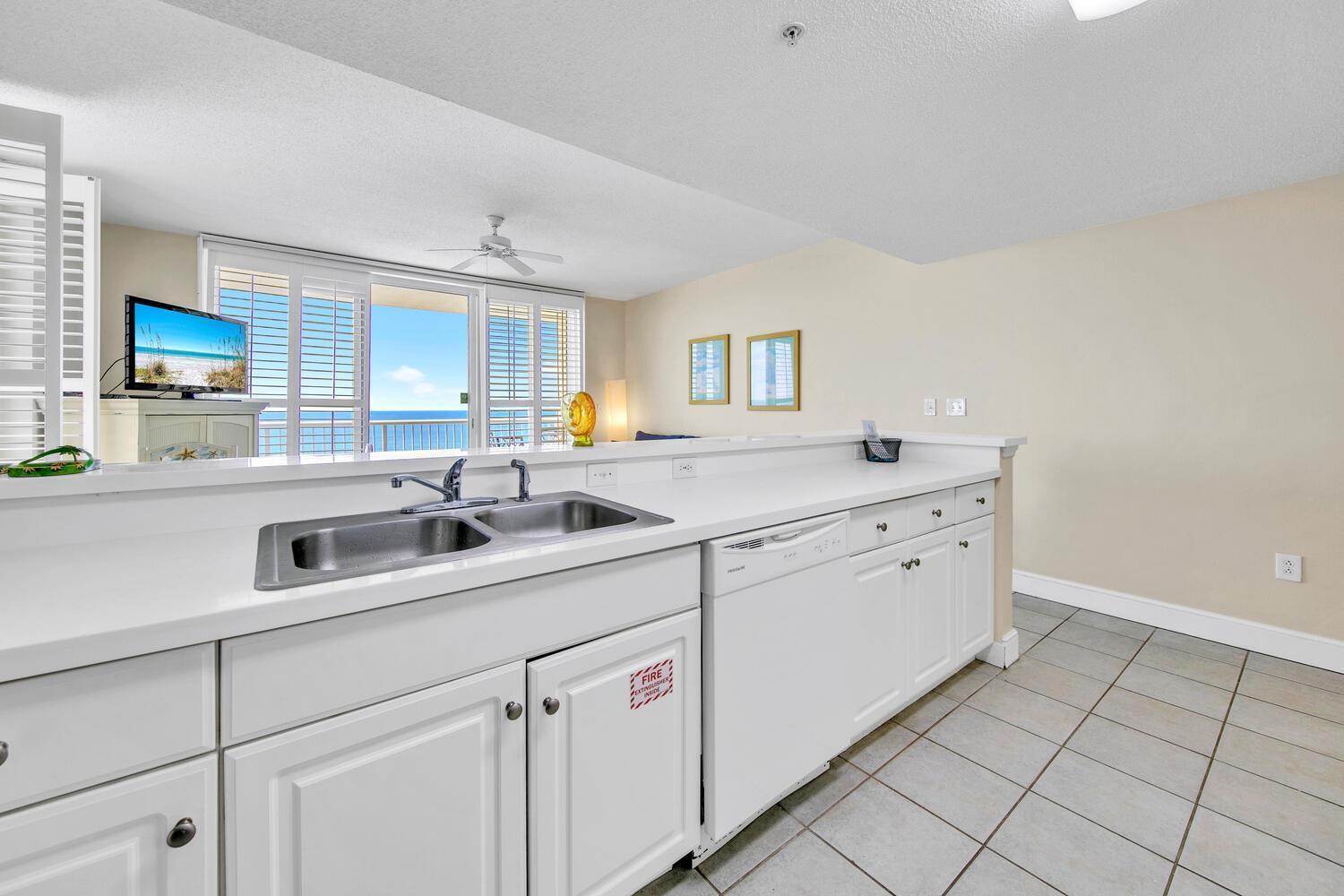 Majestic Towers 1-1615 Aparthotel Panama City Beach