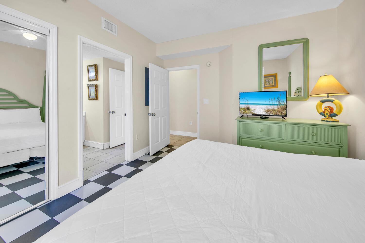 Majestic Towers 1-1615 Aparthotel Panama City Beach