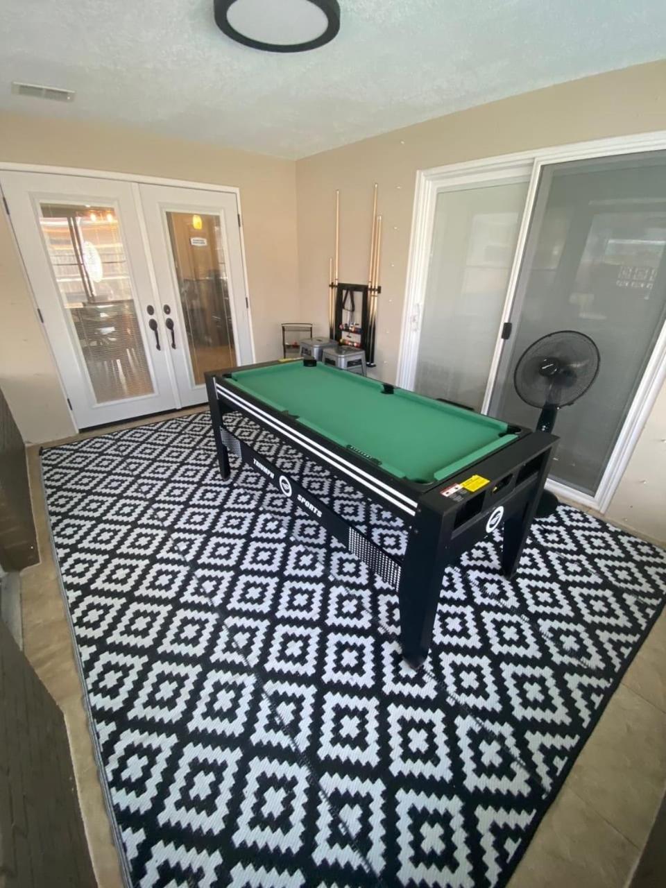 Holiday home Close To Beaches Pet Friendly Heated Pool Hot Tub
