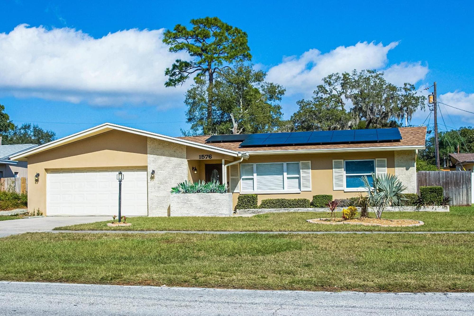 Close To Beaches Pet Friendly Heated Pool Hot Tub Largo