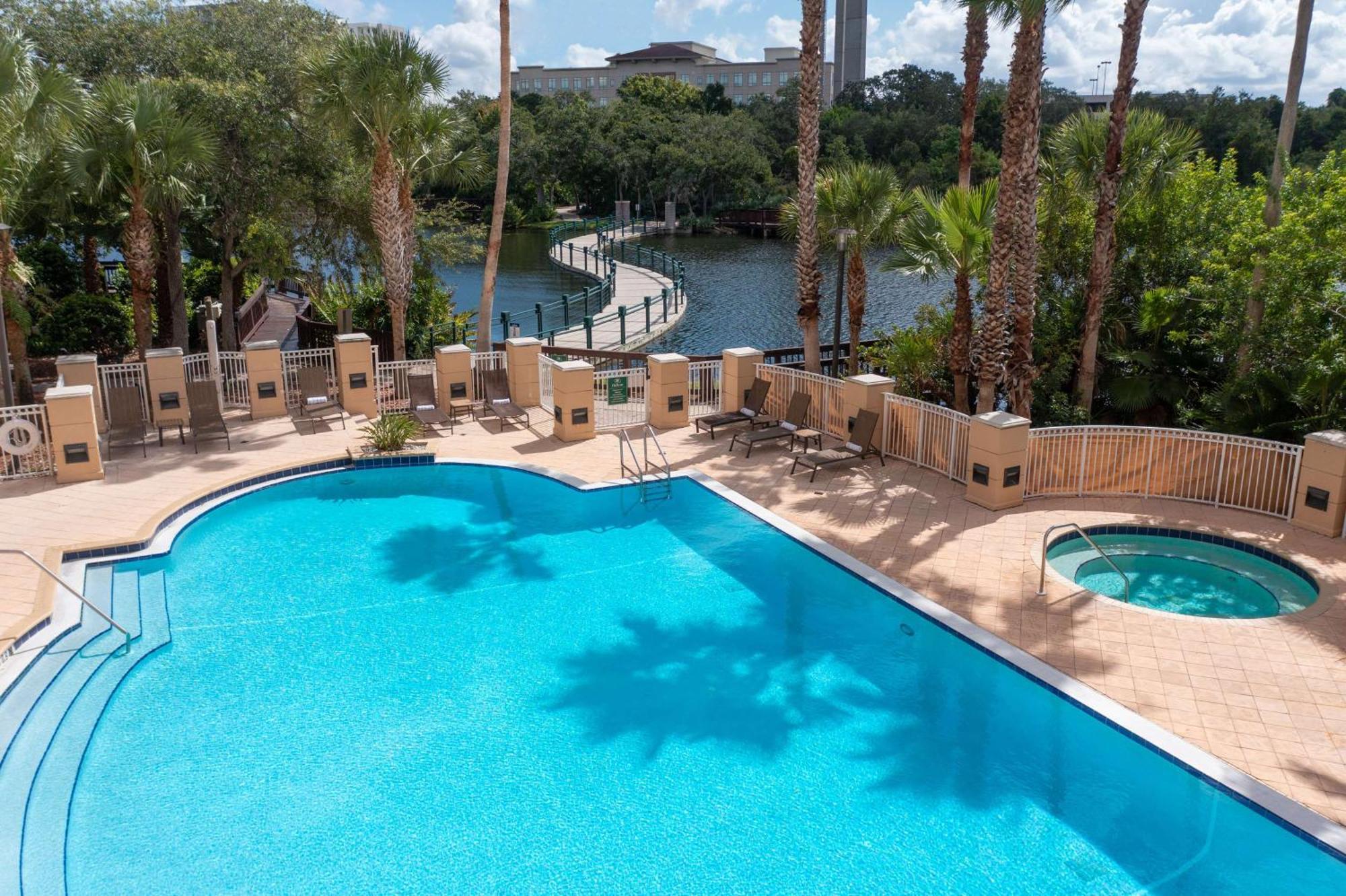 Hotel Hilton Carillon Park