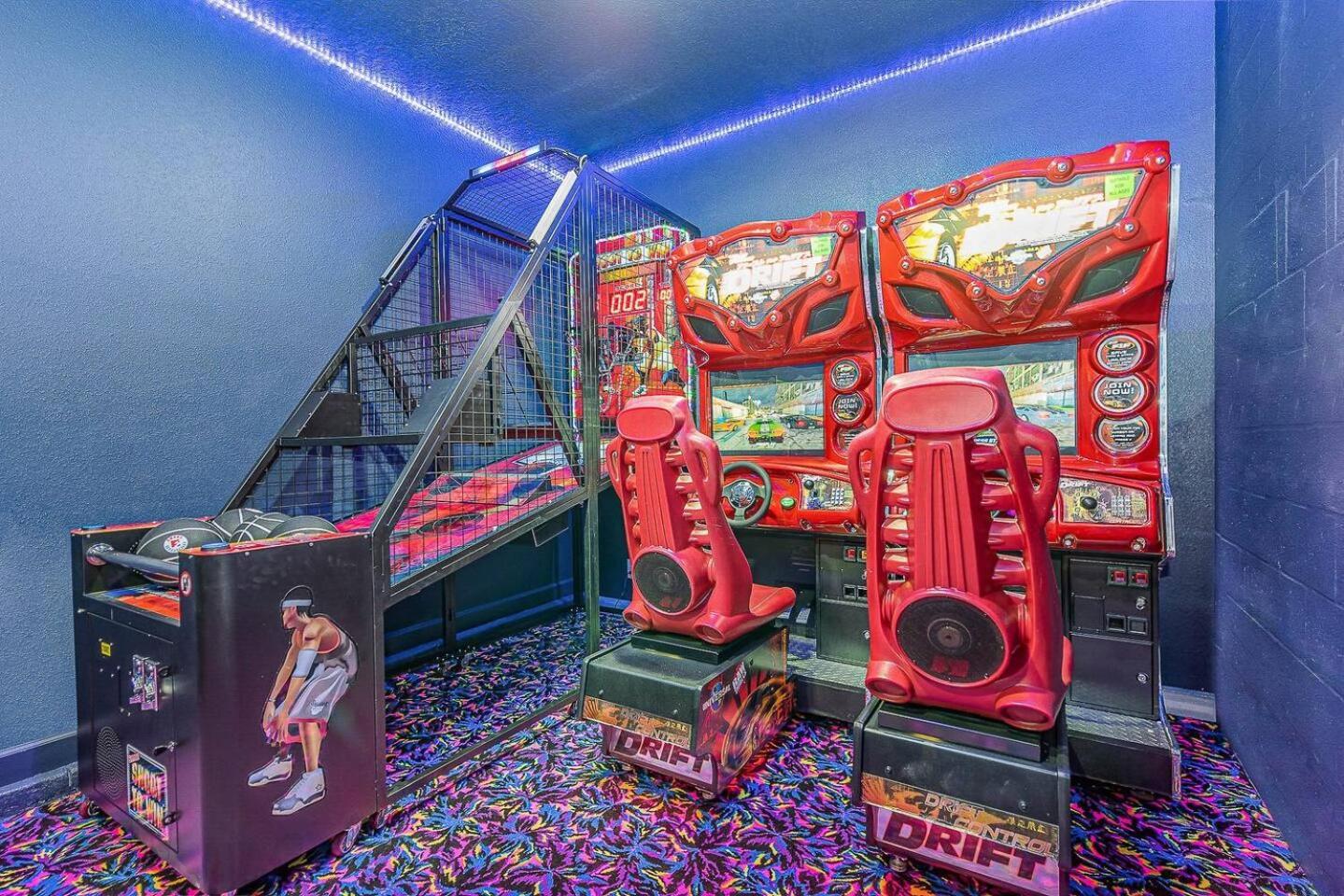 Willy Wonka's Within Minutes Of
