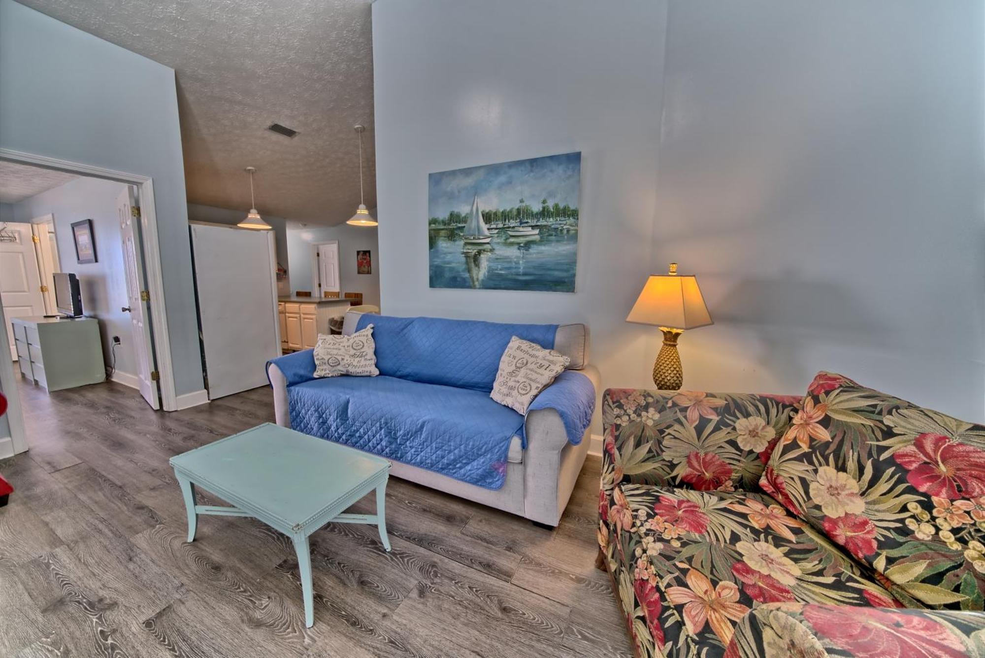 Pineapple 3* Laguna Beach