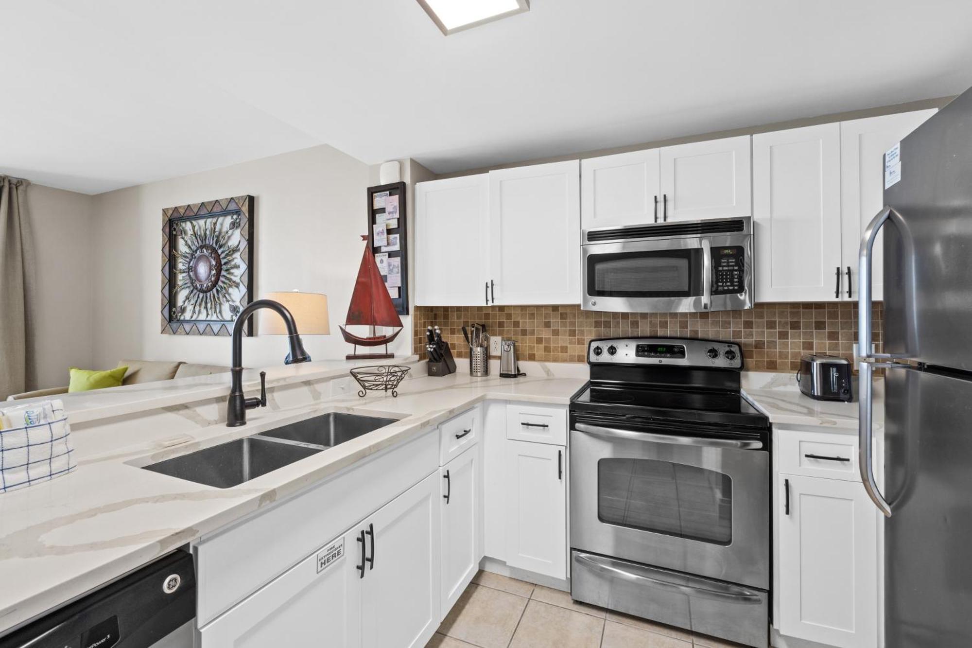 Majestic #1307-1 By Book That * Panama City Beach