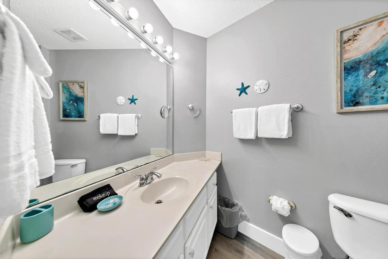 Crystal Village 16b Is A 2 Bed 2 Bath Near The Beach That Sleeps 6 Holiday home