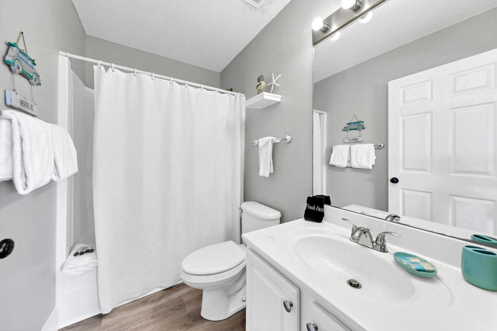 Crystal Village 16b Is A 2 Bed 2 Bath Near The Beach That Sleeps 6 *