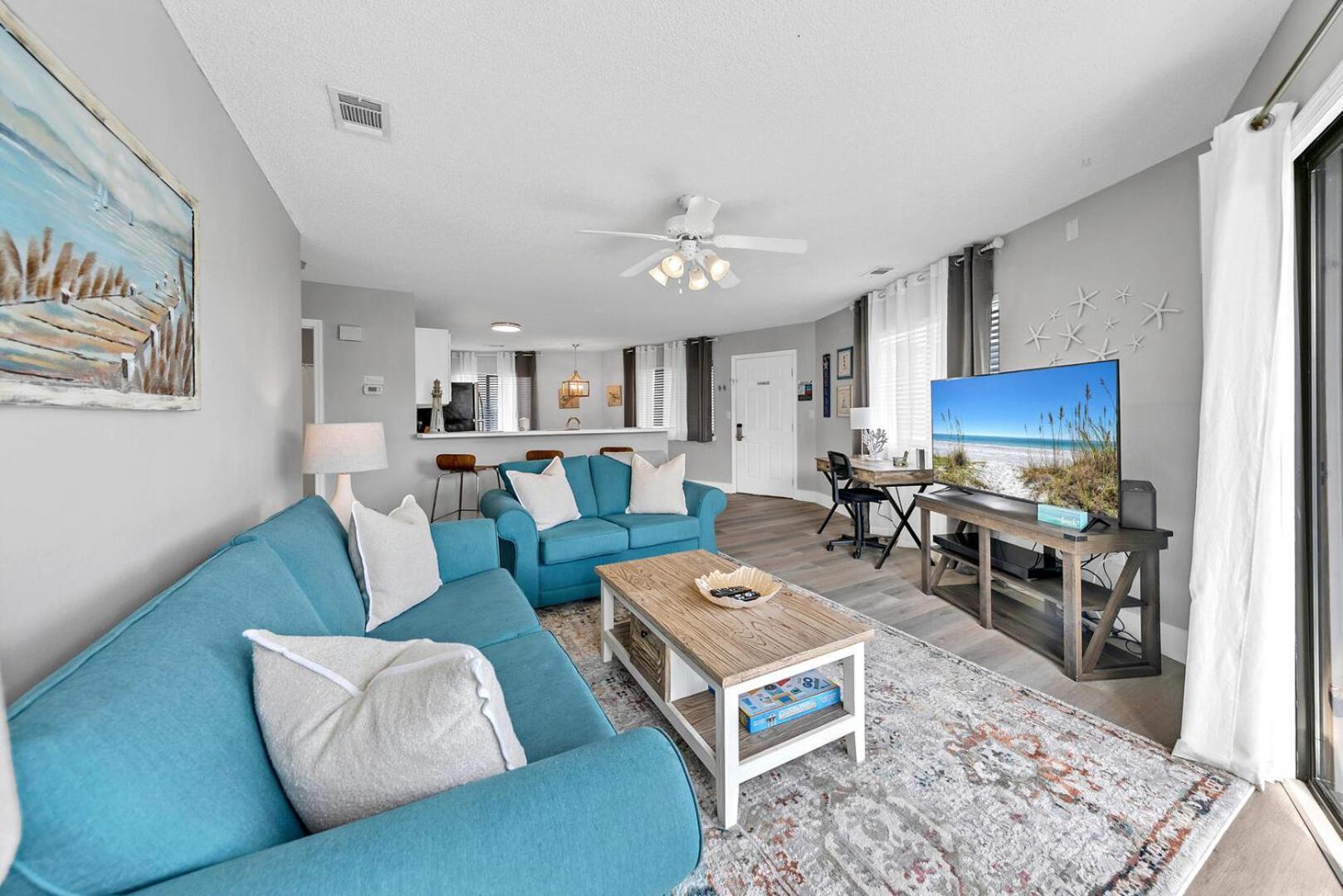 Holiday home Crystal Village 16b Is A 2 Bed 2 Bath Near The Beach That Sleeps 6 Destin