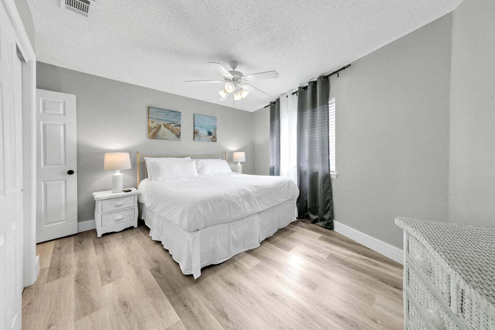 Holiday home Crystal Village 16b Is A 2 Bed 2 Bath Near The Beach That Sleeps 6