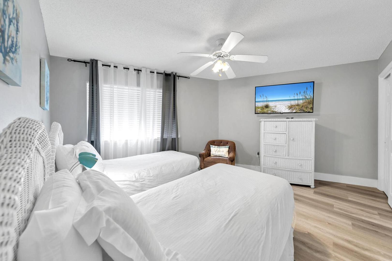 Holiday home Crystal Village 16b Is A 2 Bed 2 Bath Near The Beach That Sleeps 6 Destin