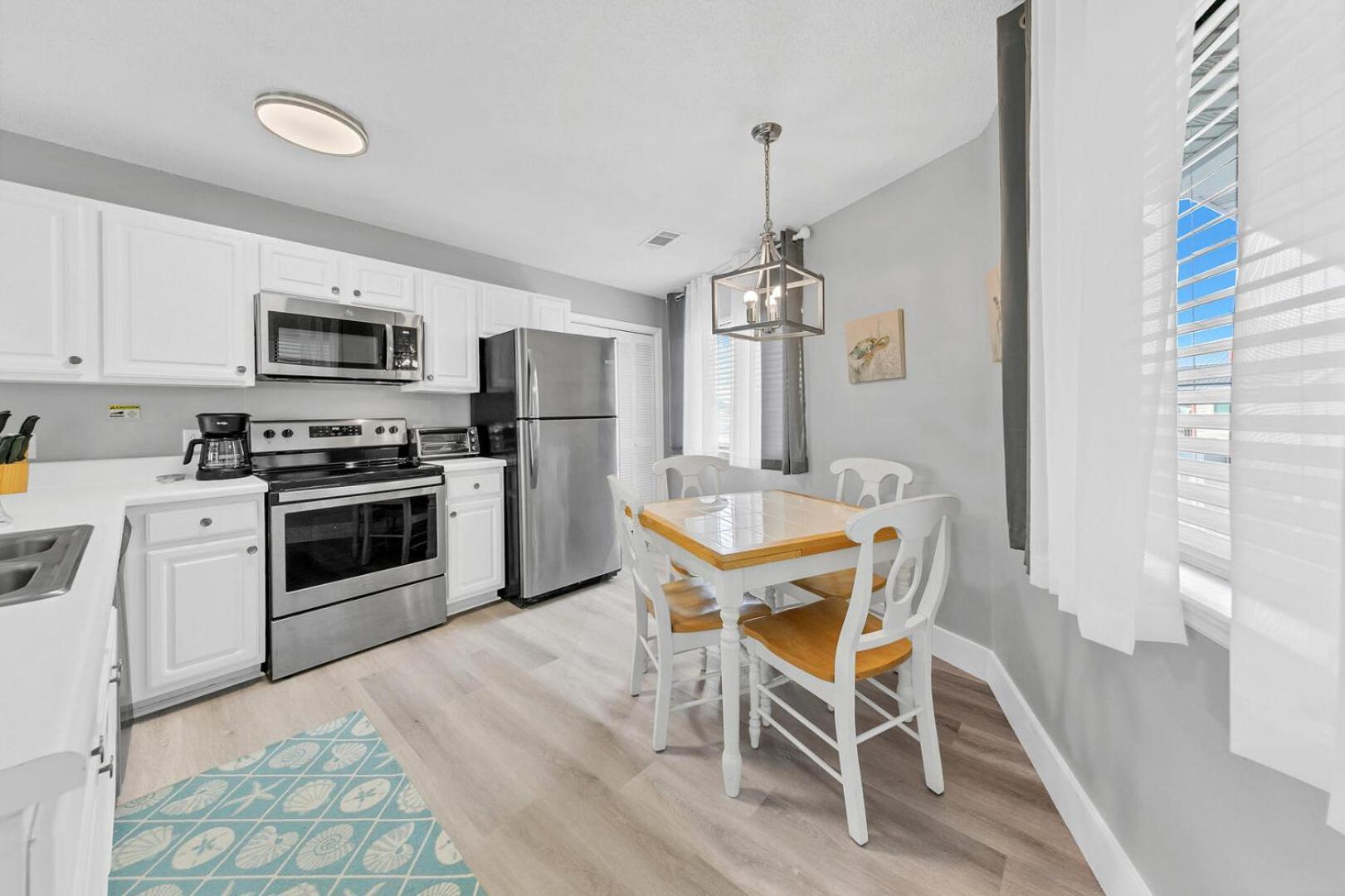 Crystal Village 16b Is A 2 Bed 2 Bath Near The Beach That Sleeps 6 Holiday home Destin