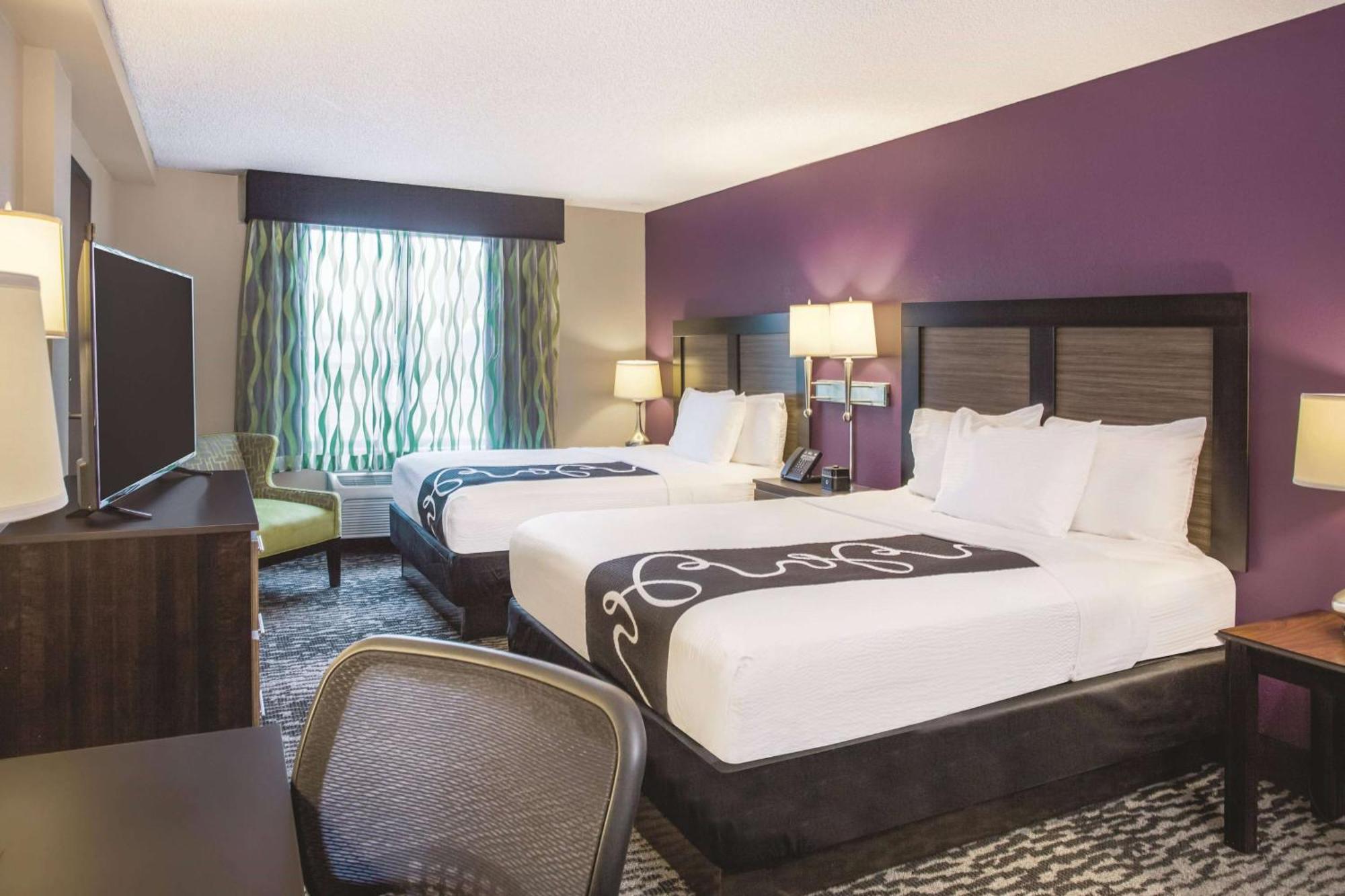 Hotel La Quinta By Wyndham South 3*