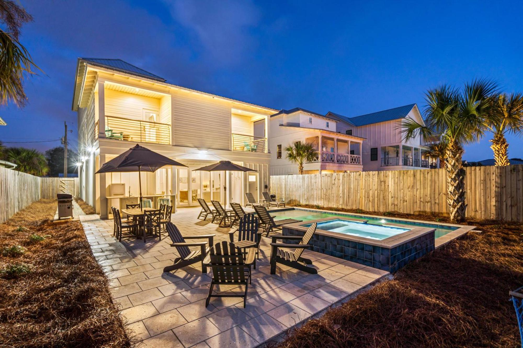 Holiday home Four Suns By Avantstay 5 Mins To Beach Occ 20 Arcade Game Ping Pong Bbq Pool *