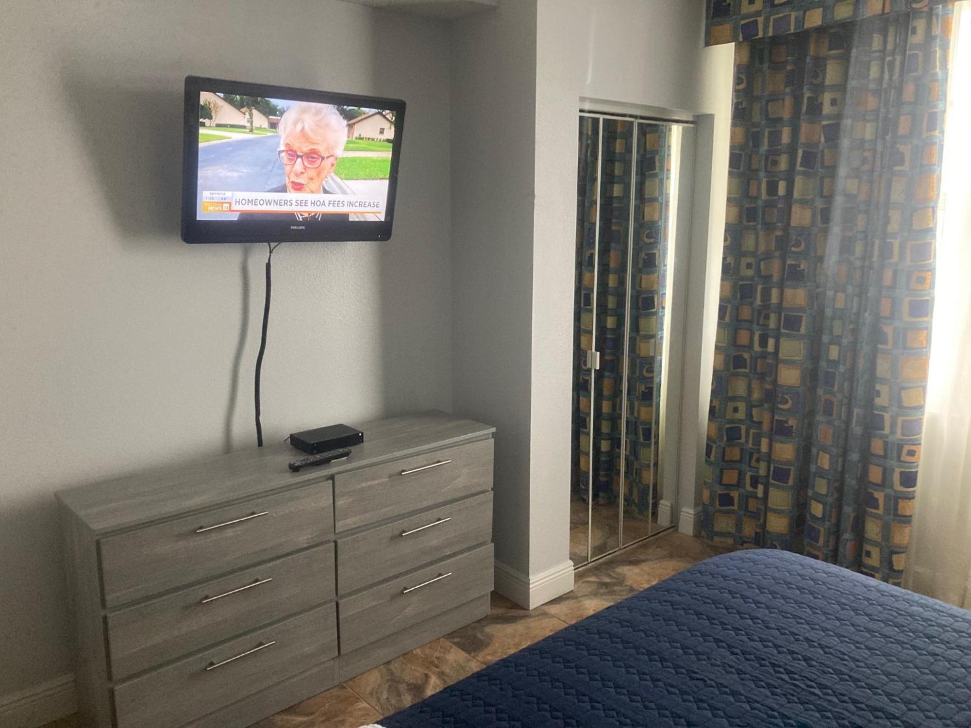 Ocean Walk - Dramatic 3 Bedroom Ocean Front View Holiday home Daytona Beach