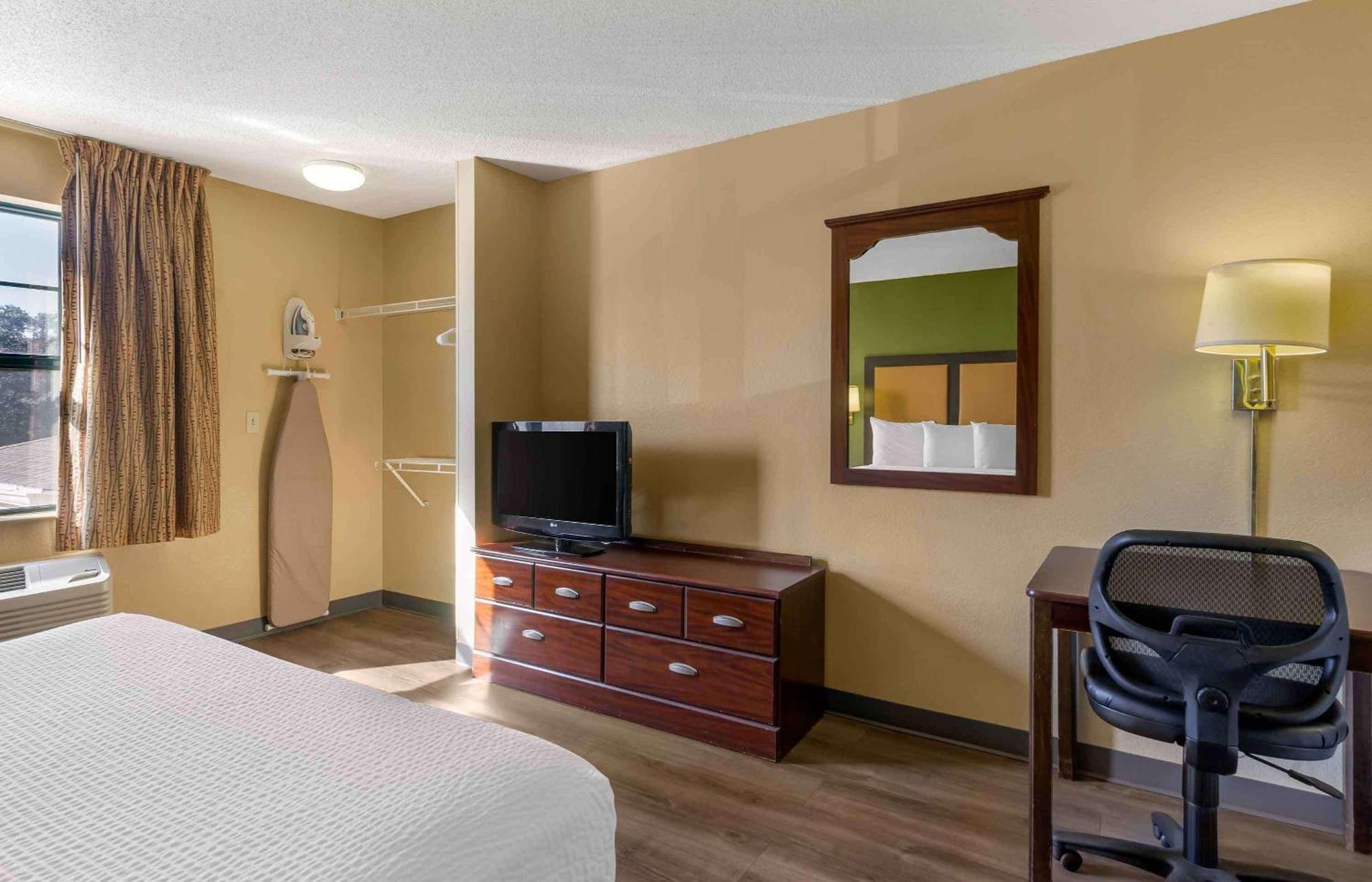 Extended America - St Petersburg - Clearwater - Executive Dr Hotel 2*