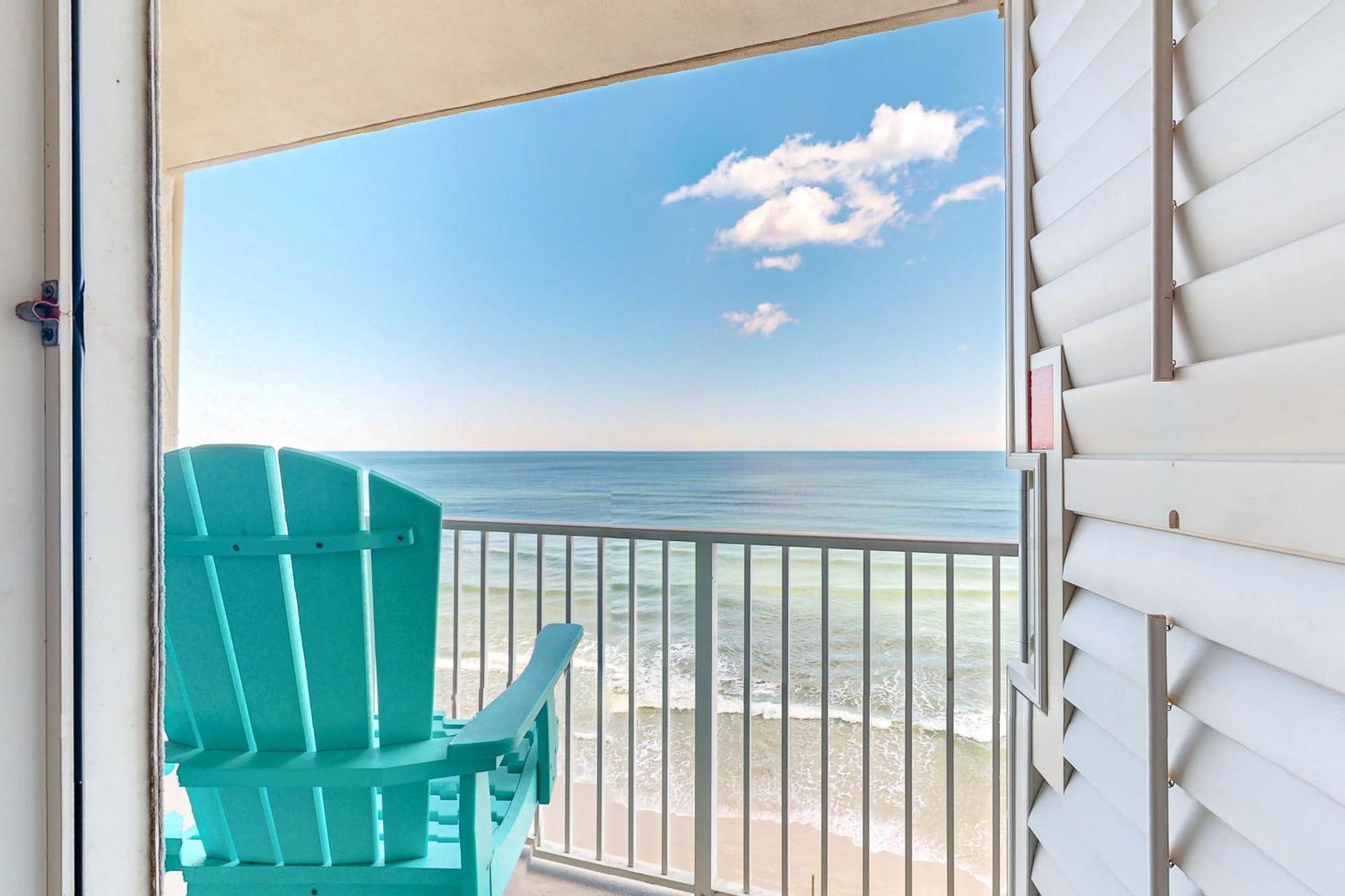 Sunshine & Oceanfront Serenity Daytona Beach Shores