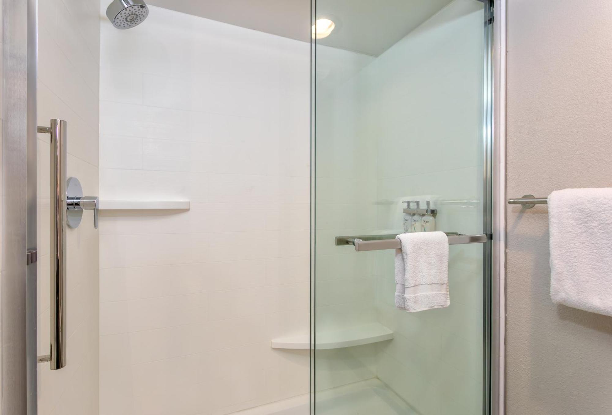 Express Clearwater East - Icot Center By Ihg 2*