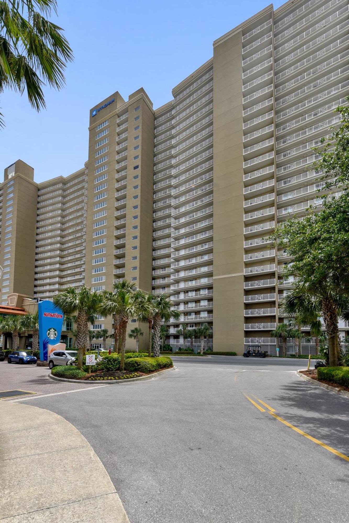 Holiday home Emerald #1330 By Book That Panama City Beach