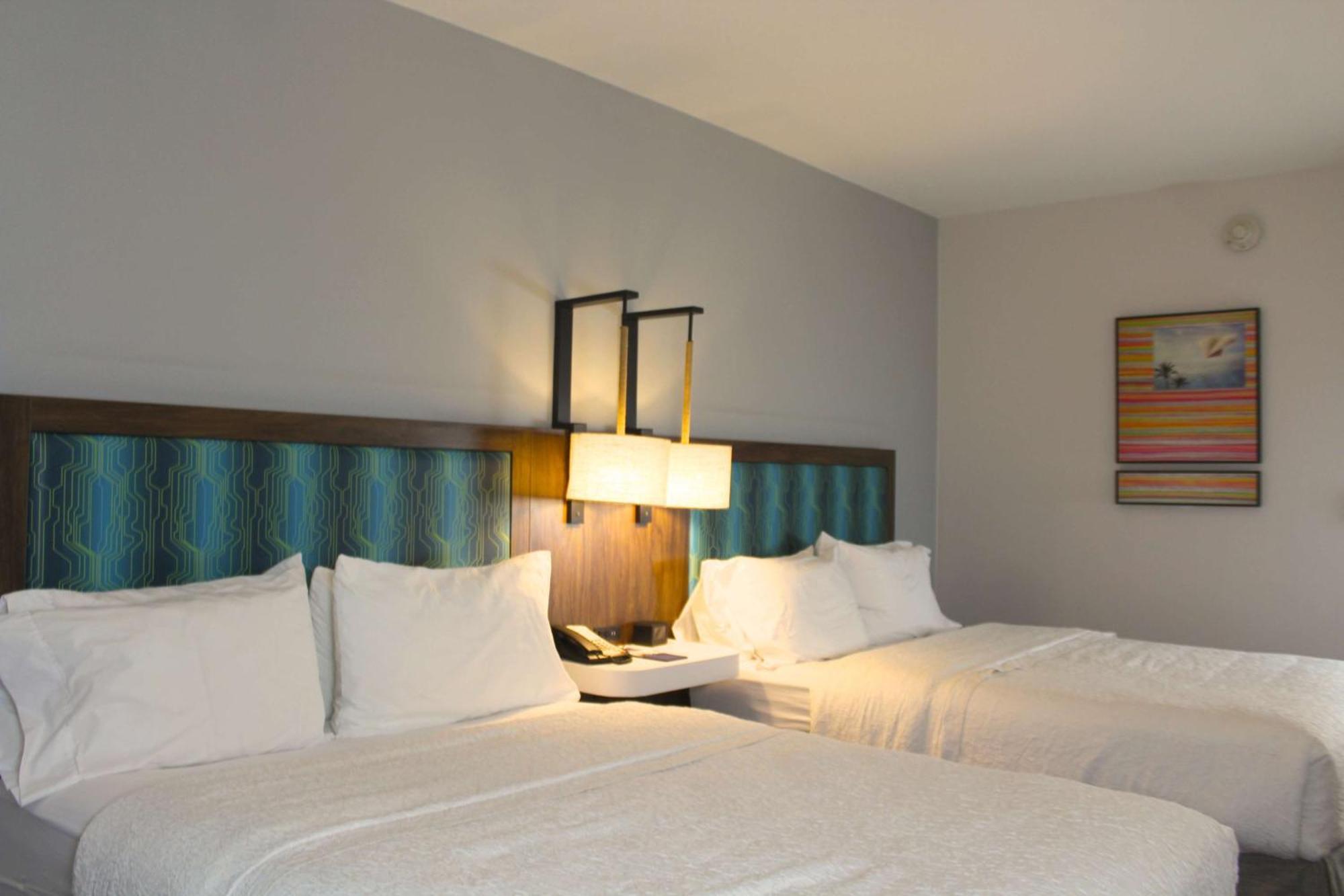 Hampton & / Bradenton - Airport Hotel 3*