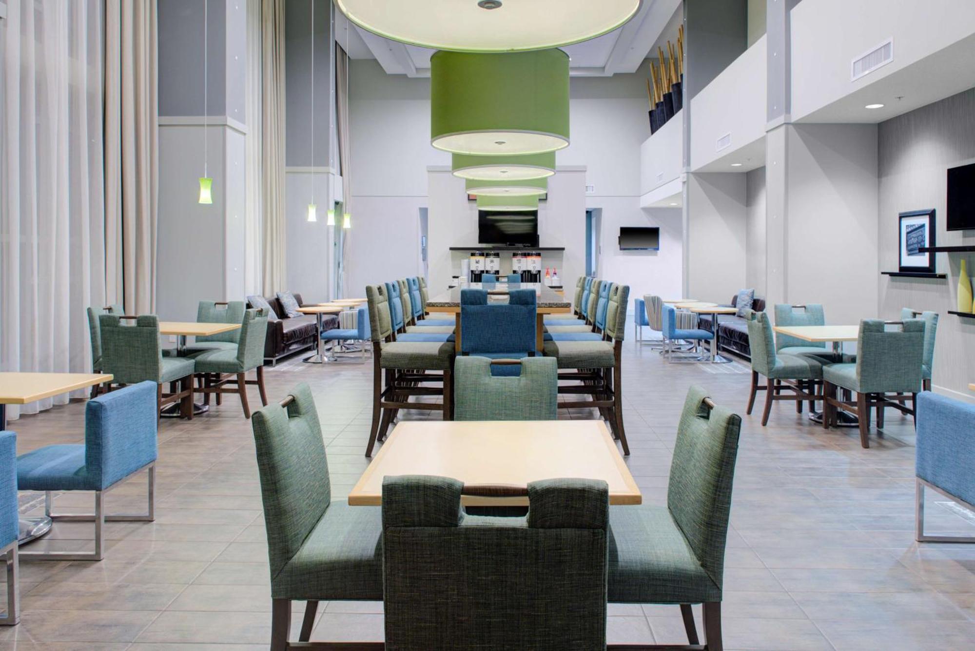 Hampton & / Bradenton - Airport 3*