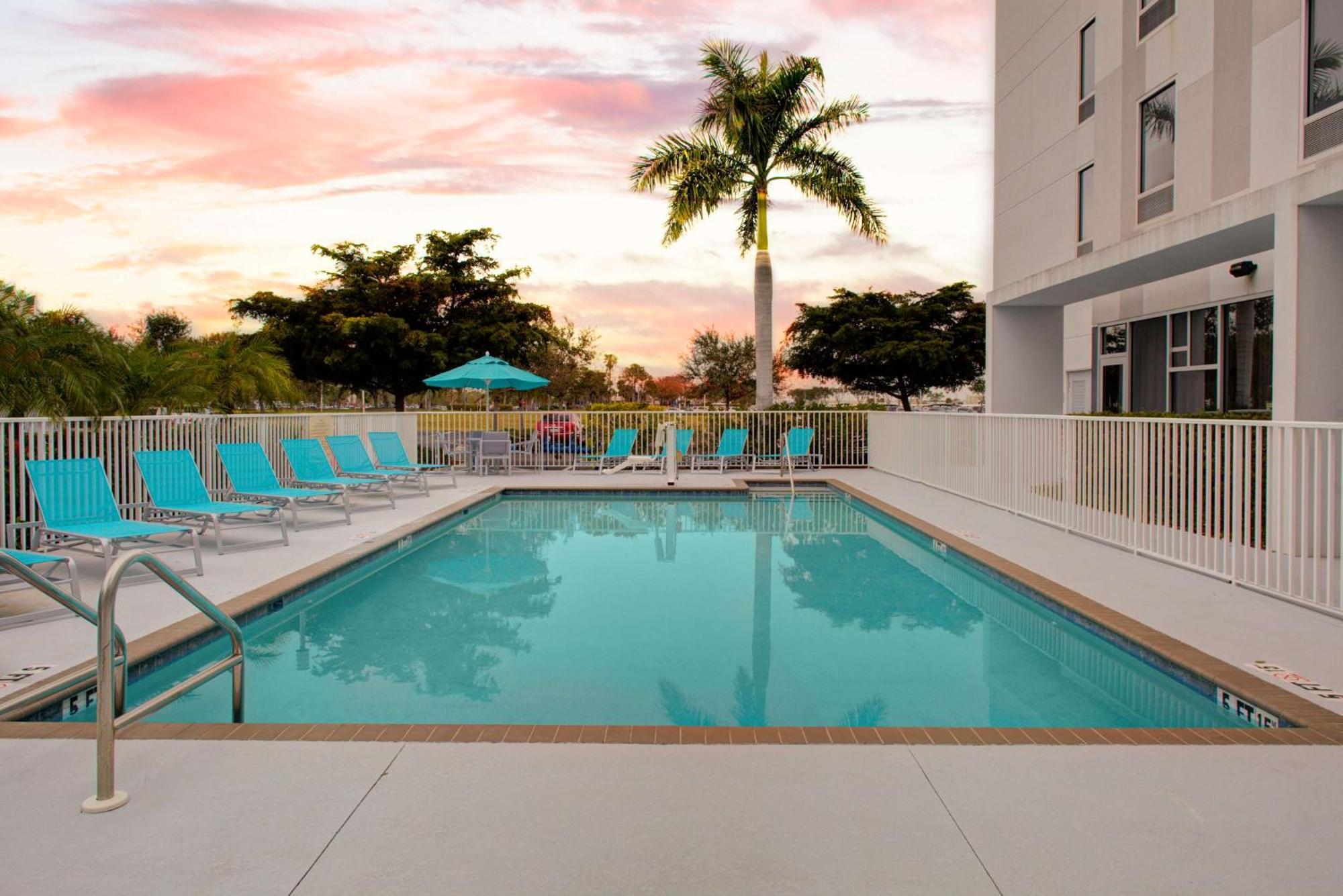 Hampton & / Bradenton - Airport
